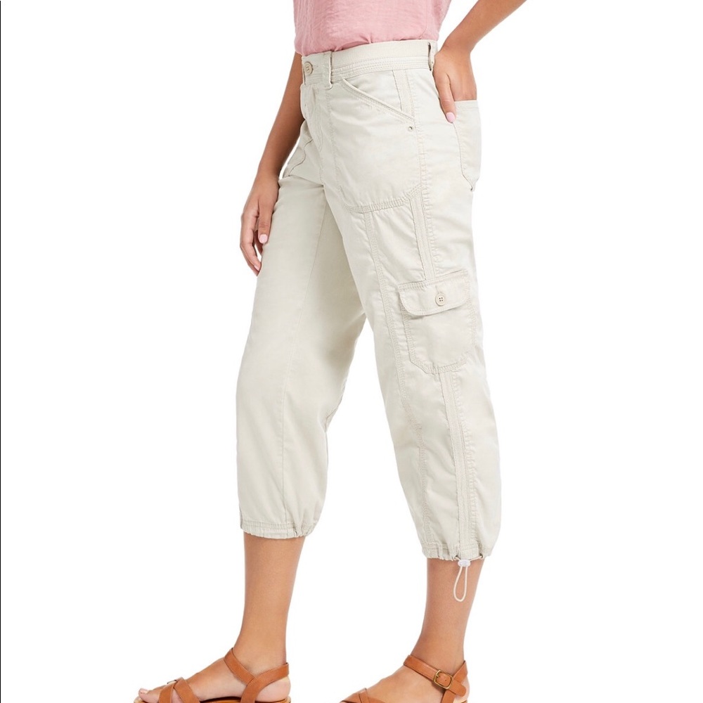 Lot of 3 pair Cargo Capris. Size 8. Never worn!